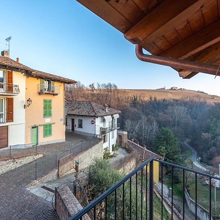 In Piazzetta Holiday Apartments, Barolo Exterior photo