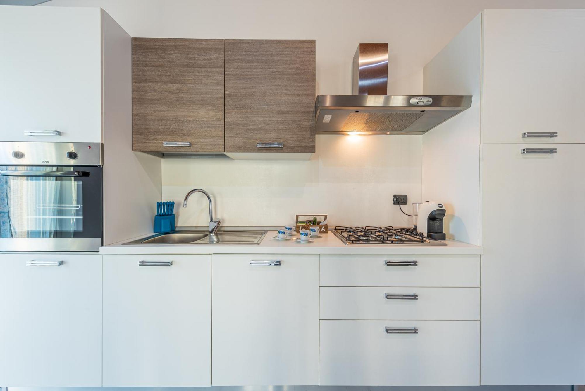 In Piazzetta Holiday Apartments, Barolo Exterior photo